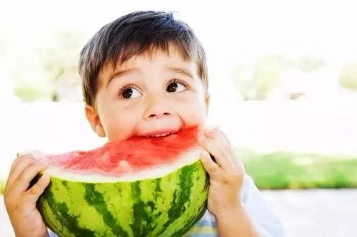 娱乐吃瓜君点名,揭秘明星背后的那些事儿