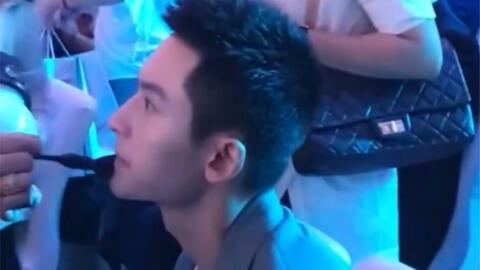 娱乐圈演唱会吃瓜的明星,幕后故事与精彩瞬间