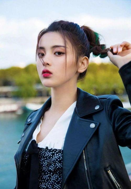 娱乐圈吃瓜博主推荐抖音,娱乐圈吃瓜博主带你揭秘明星幕后故事