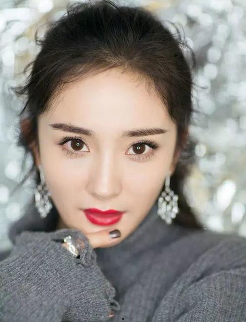 娱乐圈吃瓜明星杨幂,娱乐圈的瓜田女王,揭秘她的星途与绯闻